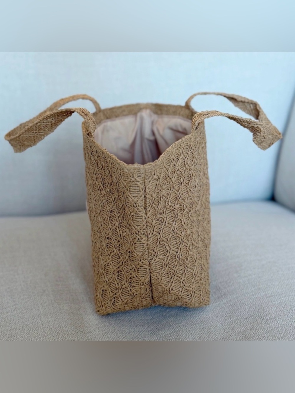 Dior Raffia-Style Woven Mini Tote Bag| Beige | From Beauty
Limited Edition - Picture 6 of 9